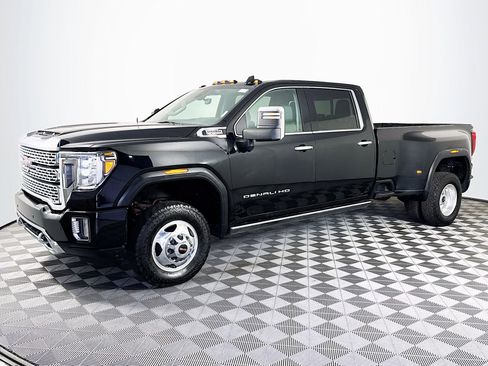 Used 2023 GMC Sierra 3500 Denali w/ Denali Ultimate Package image 4
