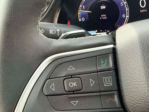 Used 2024 Jeep Grand Cherokee L Laredo w/ Luxury Tech Group I AWD/4WD image 25