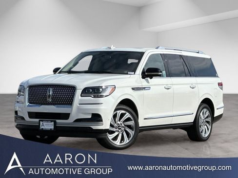 Used 2024 Lincoln Navigator L Reserve AWD/4WD image 1