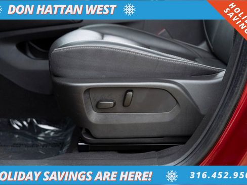 Used 2023 Buick Envision Essence image 21