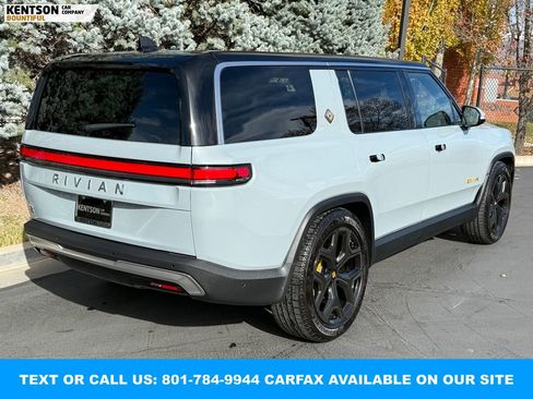 Used 2022 Rivian R1S Launch Edition image 9