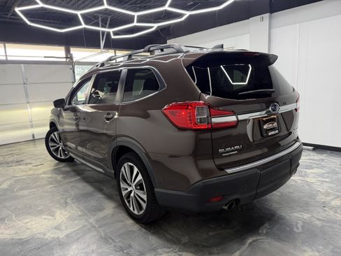 Used 2019 Subaru Ascent Limited AWD/4WD image 2