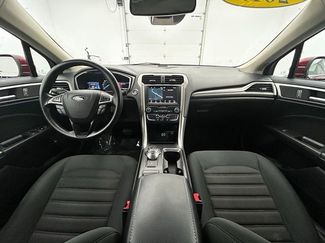 Used 2019 Ford Fusion SE video 2