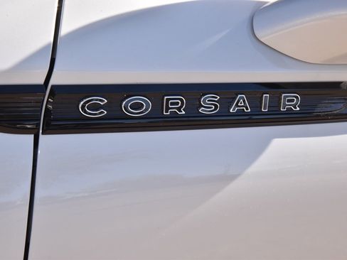 New 2026 Lincoln Corsair Reserve w/ Jet Appearance Package image 40