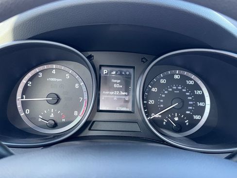 Used 2018 Hyundai Santa Fe Sport w/ 2.4L Value Package 02 FWD image 10
