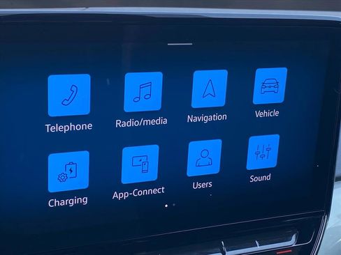 Used 2024 Volkswagen ID.4 S image 13