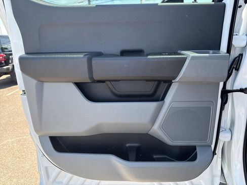 Used 2023 Ford F250 XL w/ XL Chrome Package image 20