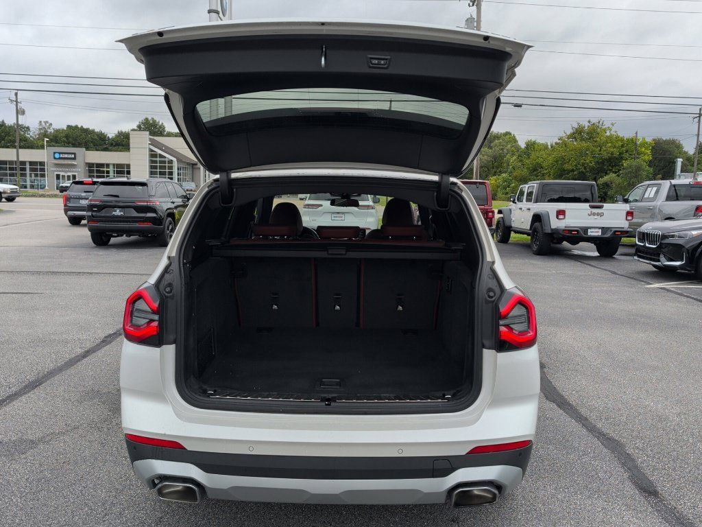 Used 2024 BMW X3 xDrive30i w/ Premium Package AWD/4WD image 12