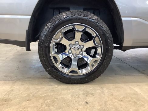 Used 2019 RAM 1500 Big Horn AWD/4WD image 28