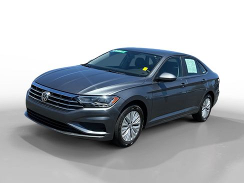 Used 2019 Volkswagen Jetta S w/ Driver Assistance Package FWD image 1