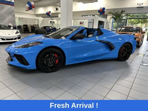 Used 2021 Chevrolet Corvette Stingray Premium Conv w/ Z51 Performance Package RWD image 30