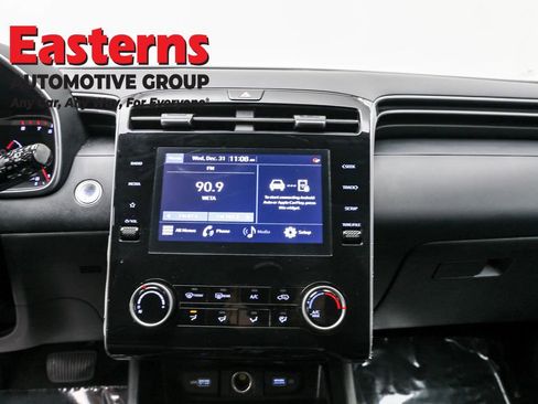 Used 2022 Hyundai Tucson SEL image 12