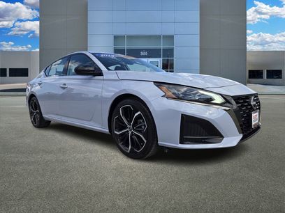 Used 2023 Nissan Altima 2.5 SR
