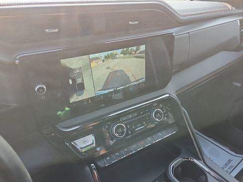 Used 2023 GMC Sierra 1500 AT4 w/ AT4 Premium Package image 27