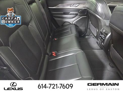 Used 2022 Jeep Grand Cherokee Limited image 23