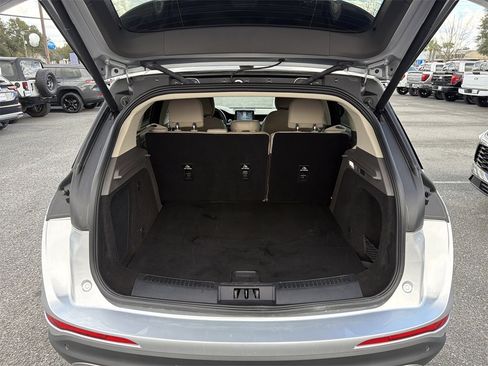 Used 2020 Lincoln Corsair Reserve w/ Equipment Group 201A image 24