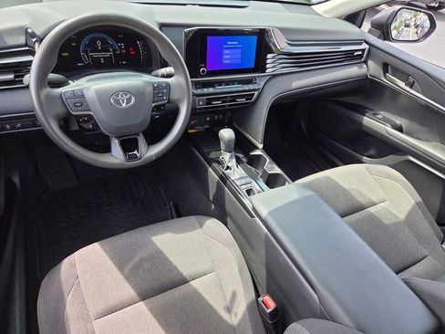 Certified 2025 Toyota Camry LE image 7