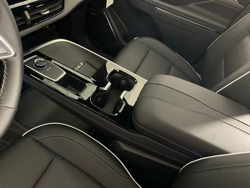 New 2026 Buick Enclave Sport Touring w/ Power Package FWD image 17