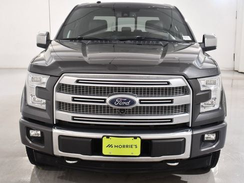 Used 2017 Ford F150 Platinum w/ Equipment Group 701A Luxury AWD/4WD image 3