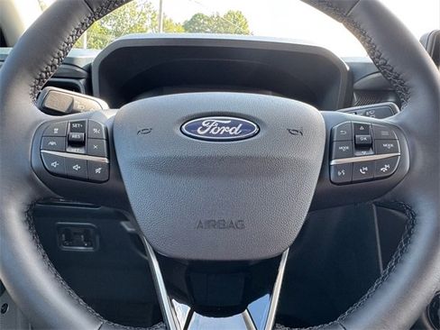 New 2025 Ford Maverick Lariat w/ Black Appearance Package image 17