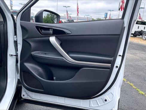 Used 2024 Mitsubishi Eclipse Cross LE AWD/4WD image 26