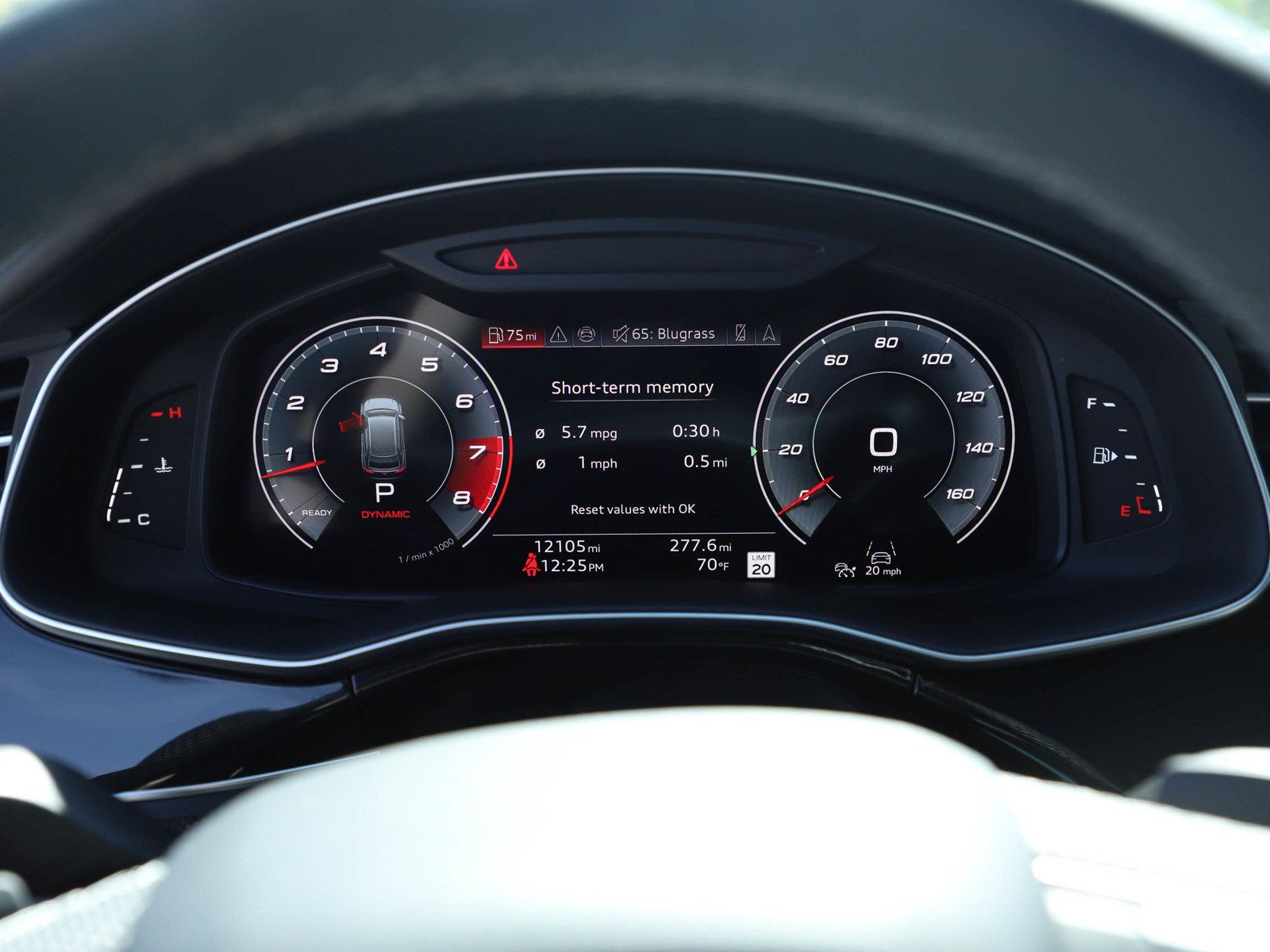 Used 2026 Audi SQ8 Prestige AWD/4WD image 21