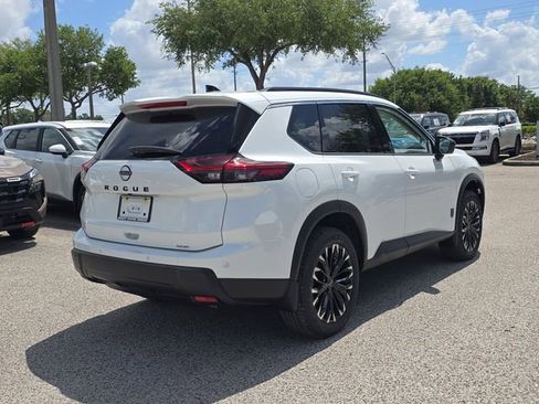 New 2026 Nissan Rogue SV FWD image 8