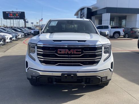 Used 2022 GMC Sierra 1500 SLT image 8