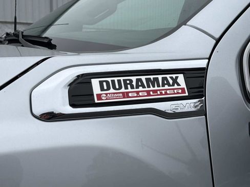 Used 2023 GMC Sierra 3500 SLT w/ SLT Premium Package image 38