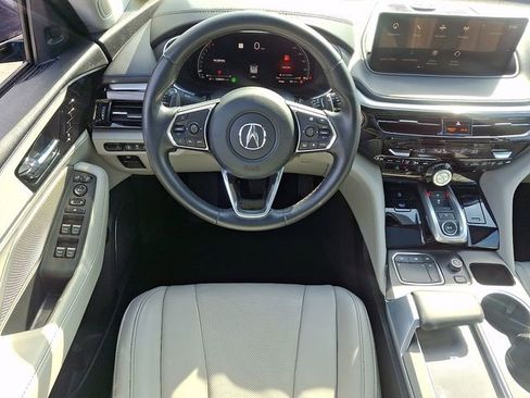 Used 2023 Acura MDX SH-AWD w/ Technology Package image 12
