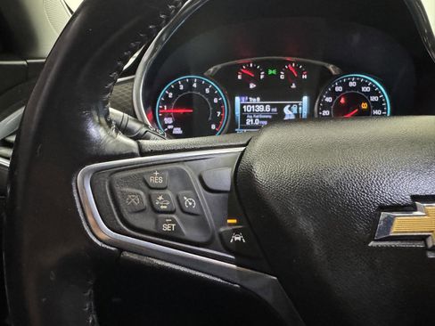 Used 2017 Chevrolet Malibu LT w/ Driver Confidence Package image 18