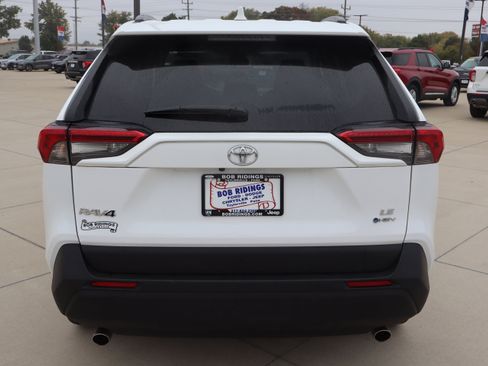Used 2025 Toyota RAV4 LE image 6