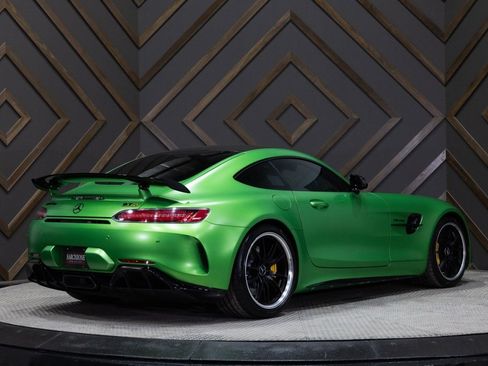 Used 2018 Mercedes-Benz AMG GT R image 12