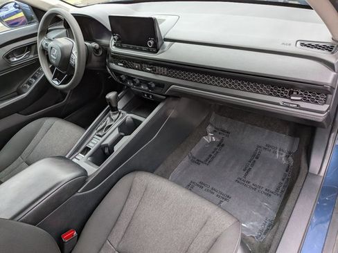 Certified 2023 Honda Accord EX image 21