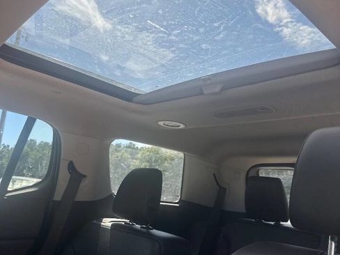 Used 2019 GMC Acadia SLT image 27