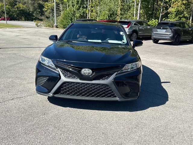 Used 2019 Toyota Camry SE w/ Audio Package FWD image 9