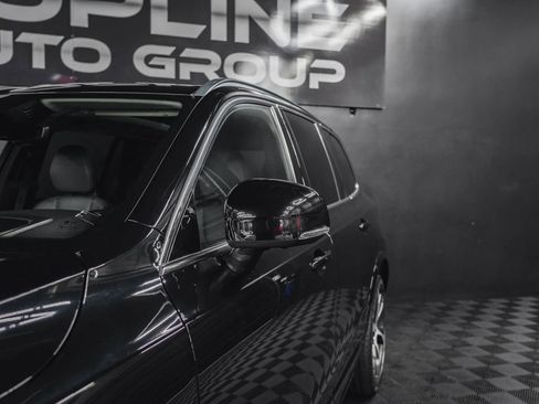 Used 2020 Volvo XC90 T6 Momentum w/ Protection Package Premier image 4