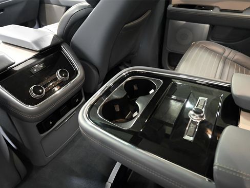 Used 2019 Lincoln Navigator Black Label w/ Cargo Package image 19