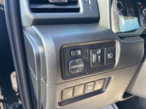 Used 2023 Toyota 4Runner TRD Off-Road image 16