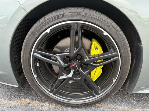 Used 2022 Chevrolet Corvette Stingray Premium Conv w/ Battery Protection Package RWD image 11