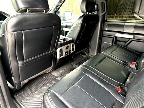 Used 2019 Ford F150 Lariat image 20