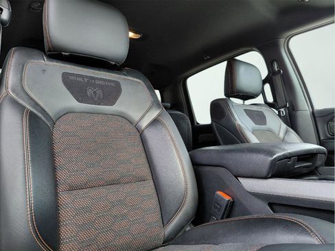 Used 2021 RAM 1500 Big Horn w/ Built-to-serve Edition AWD/4WD image 11