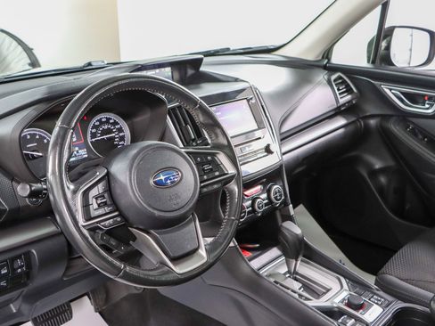 Used 2021 Subaru Forester Premium AWD/4WD image 23