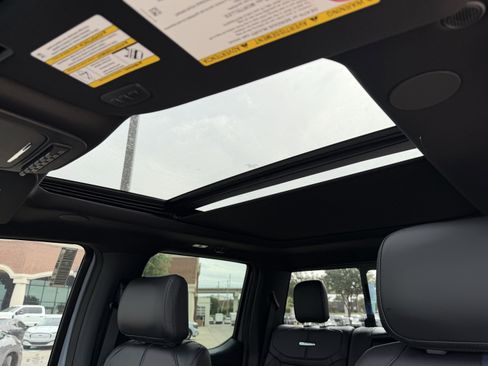 New 2026 Ford F350 Platinum w/ FX4 Off-Road Package AWD/4WD image 22