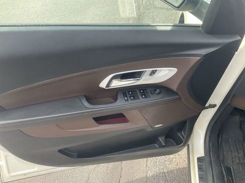 Used 2012 Chevrolet Equinox LTZ image 26