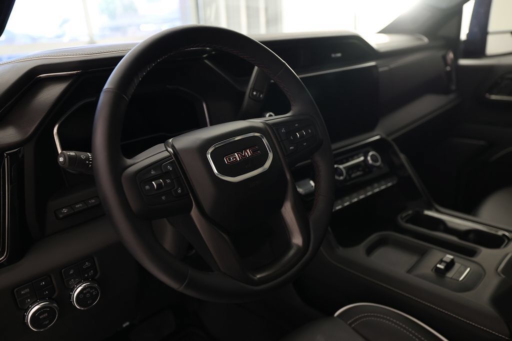 Used 2025 GMC Sierra 2500 AT4X AWD/4WD image 20