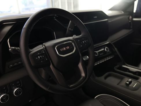 Used 2025 GMC Sierra 2500 AT4X AWD/4WD image 20