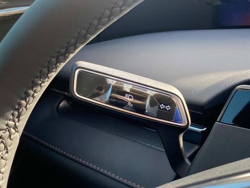 Used 2026 Lincoln Nautilus Premier w/ Equipment Group 102A image 18