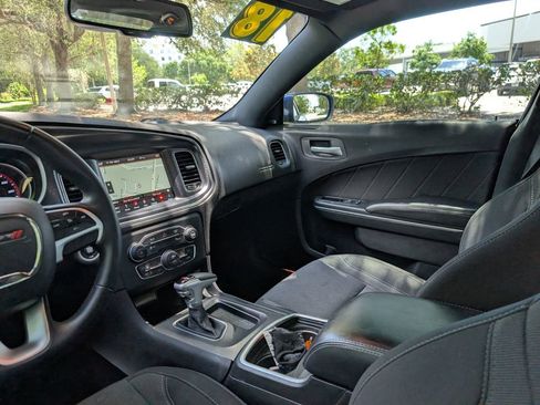 Used 2018 Dodge Charger SXT Plus RWD image 14