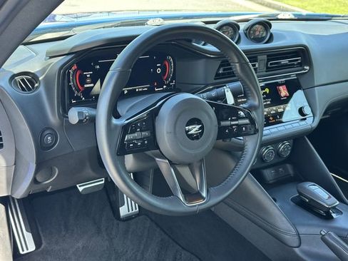 Certified 2024 Nissan Z Performance w/ Floor Mat Package RWD image 21